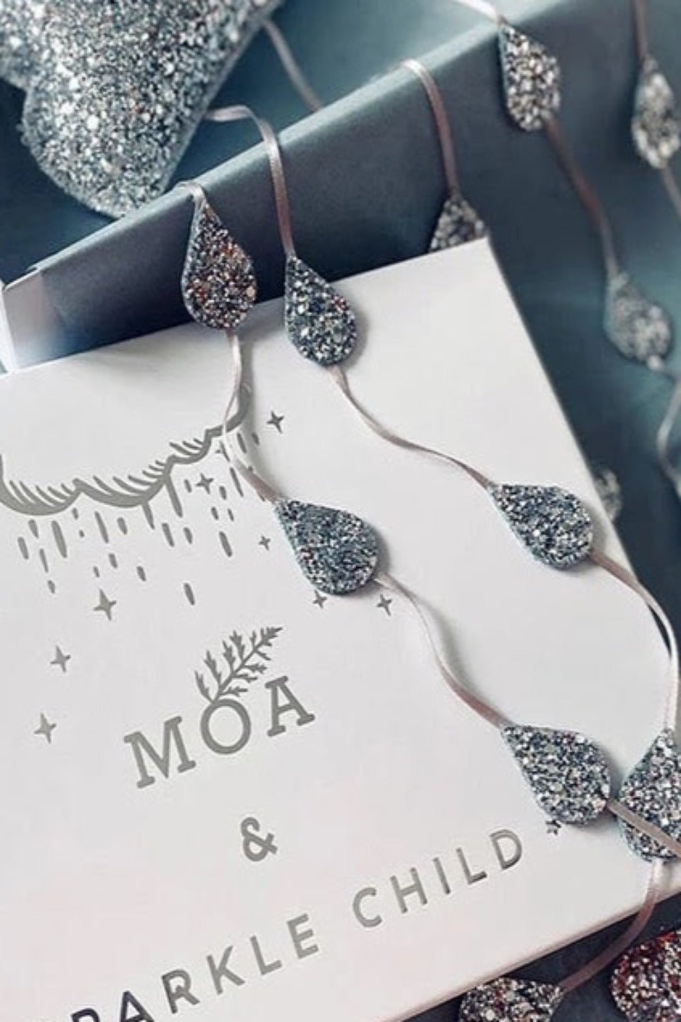 Exclusive Mobile Gift Box