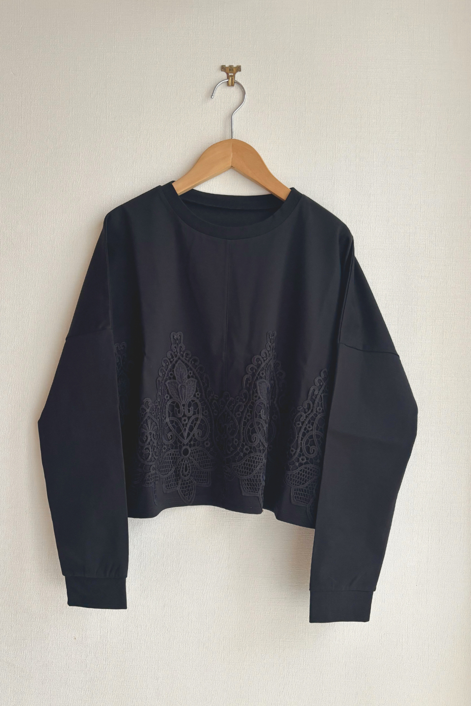 Lace Edge Tops-Black
