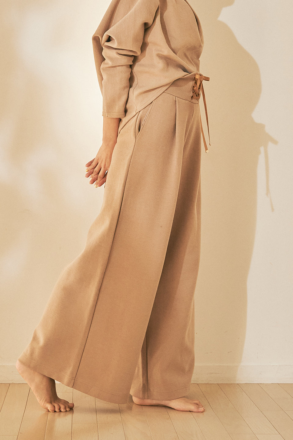 Laced-up High-waistpants