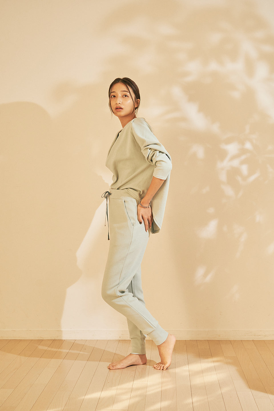 Loose fit high-waist pants