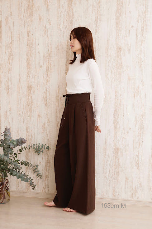 Laced-up High-waistpants