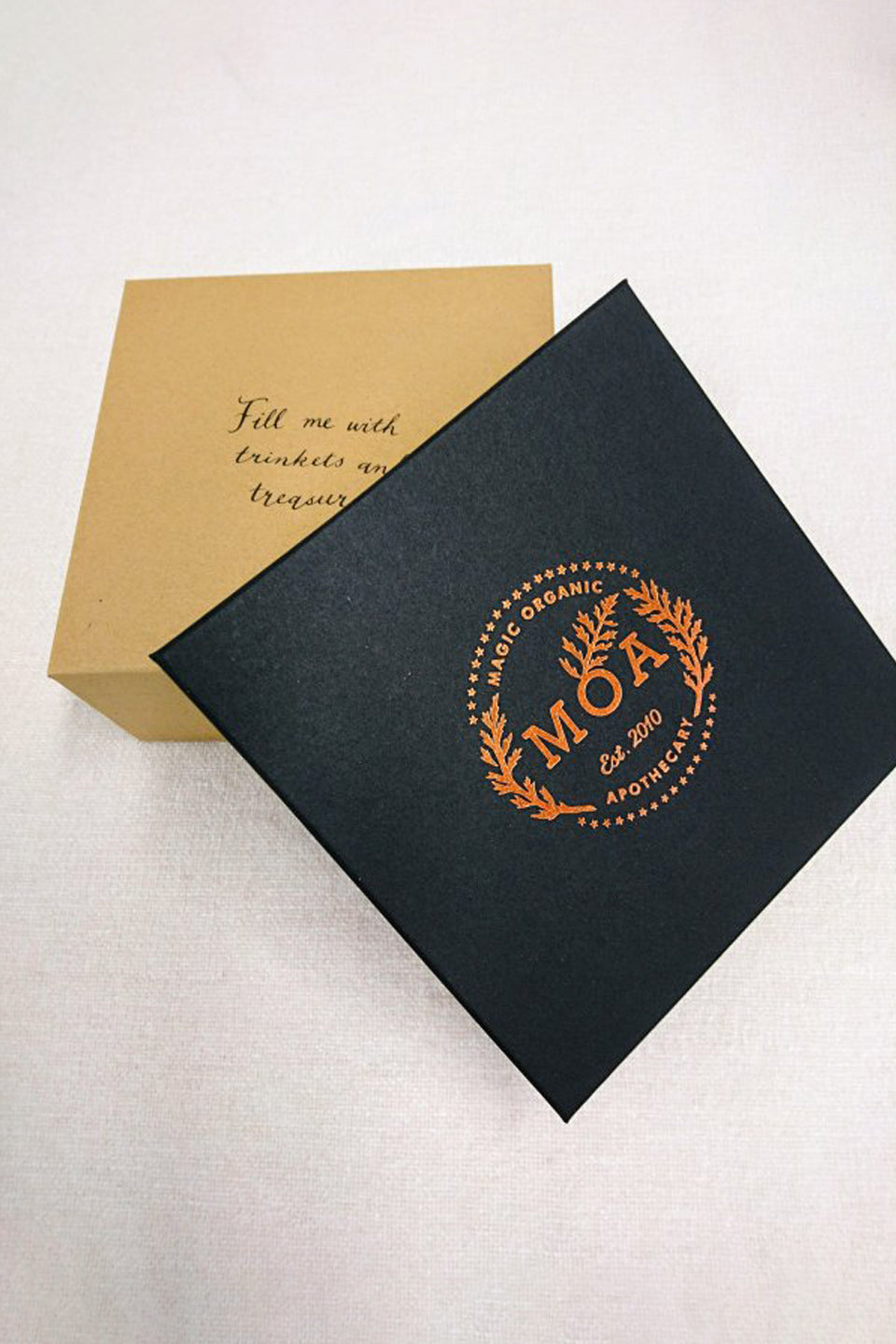 Copper logo Large gift box