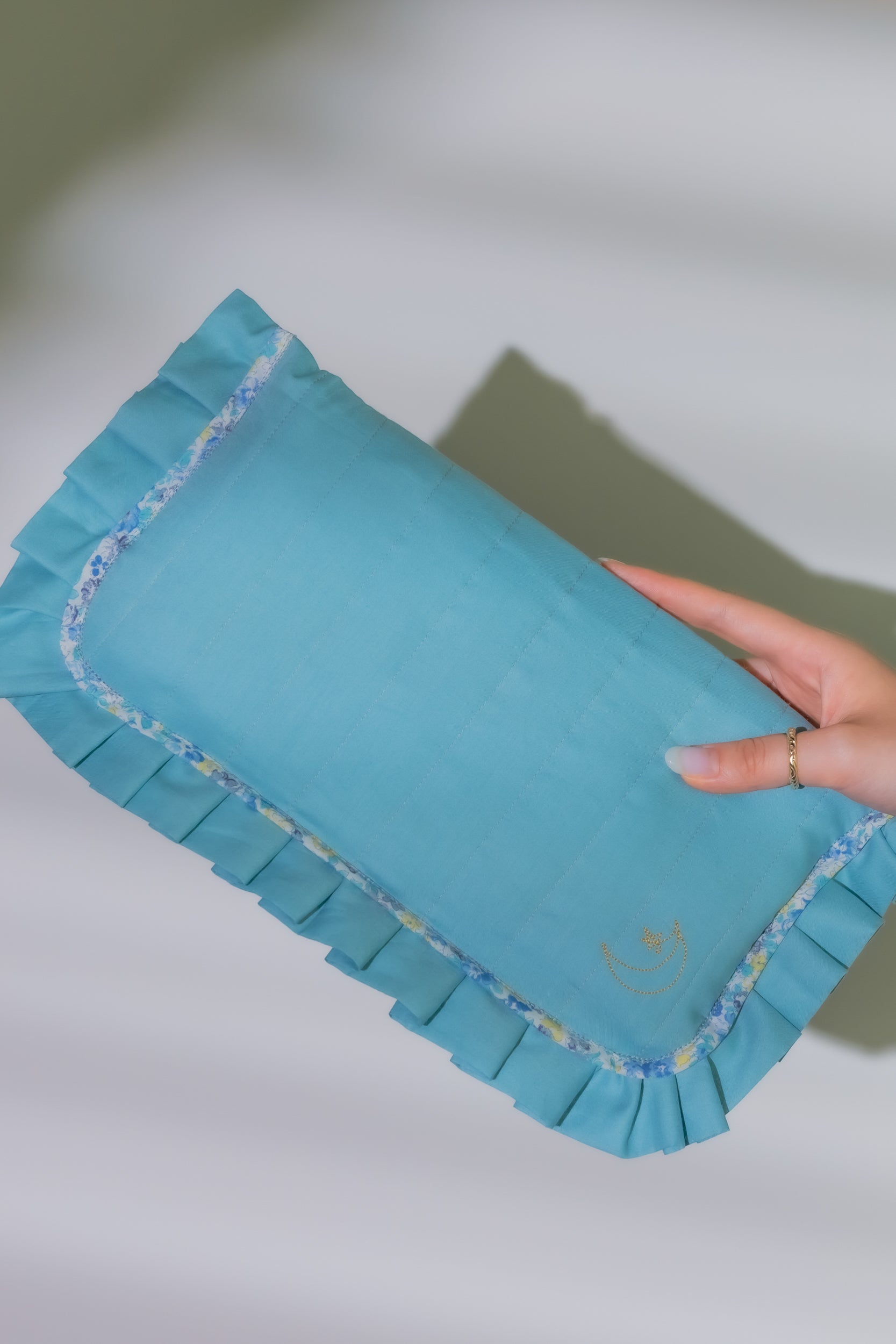 Cornpillow-穀温カイロ【お腹、全身用】新品未使用色ブルー定価7700円 Cornpillow-穀温カイロ 【お腹、全身用】 ｜ innovAte